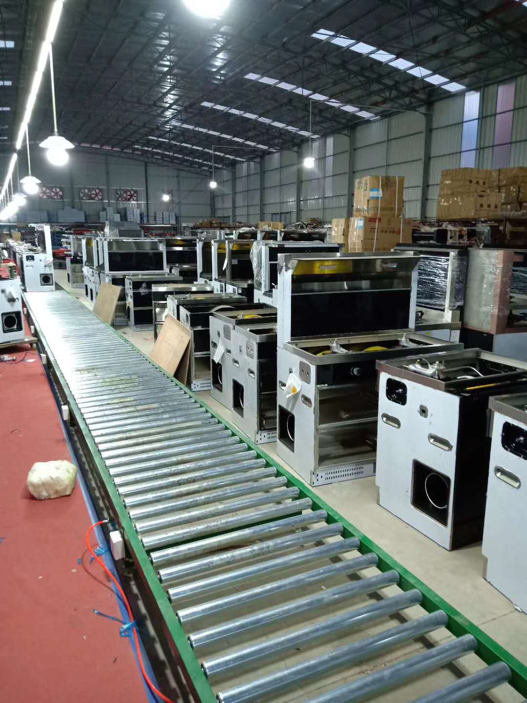 湖南灶燃气,热水器,烟机,电热水器,消毒柜,环保灶,亿翔龙集团，湖南厨具,厨房用品